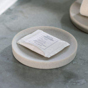 AMENITY TRAY M